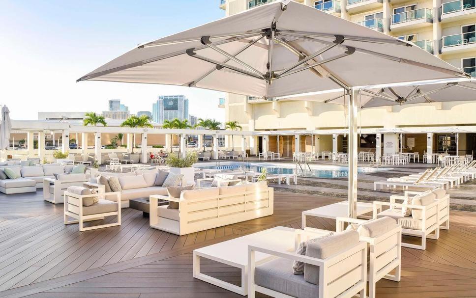 Ala Moana Hotel _ Ocean View With Balcony Honolulu Ngoại thất bức ảnh